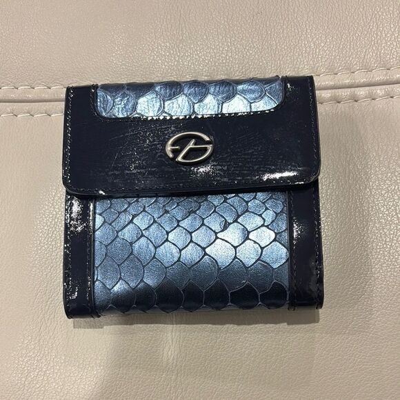 Francesco Biasia Tri-Fold Wallet Fiona Leather Blue Metallic Scales Coin Purse - Picture 1 of 5
